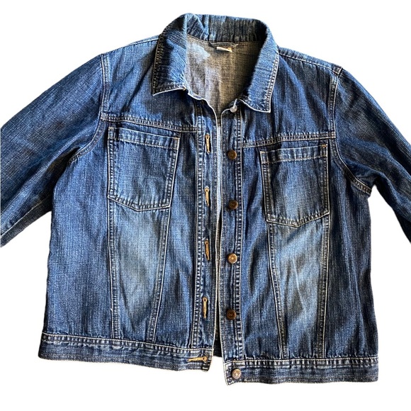 {Sierra Registered} Button down Jean Jacket - Picture 1 of 7